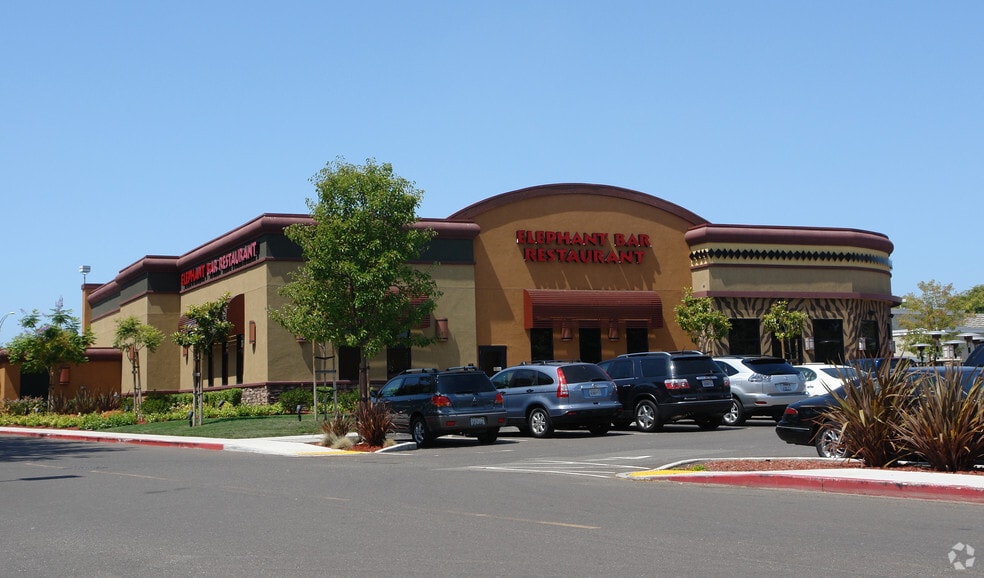 24177 Southland Dr, Hayward, CA for sale - Primary Photo - Image 1 of 2