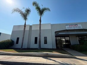 2910-2912 E Blue Star St, Anaheim, CA for lease Building Photo- Image 1 of 12