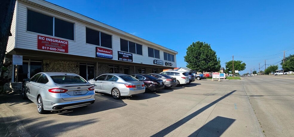 4209 Broadway Ave, Haltom City, TX for sale - Building Photo - Image 2 of 11