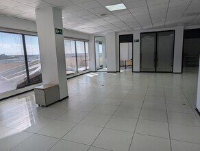 Office in Madrid, Madrid for lease Interior Photo- Image 2 of 14