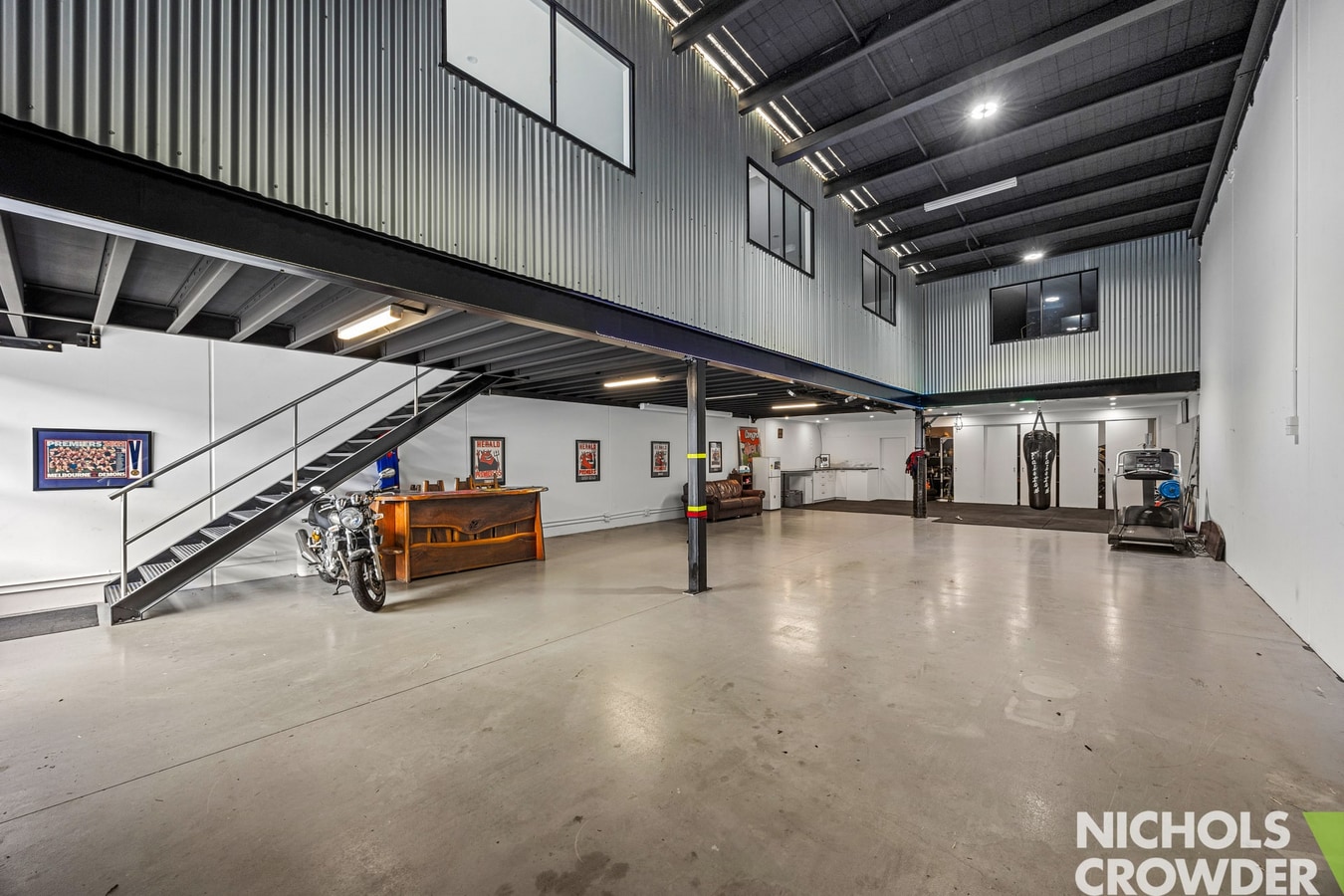 73 Tulip St, Cheltenham, VIC 3192 - Unit 8 - - Interior Photo - Image 1 of 11
