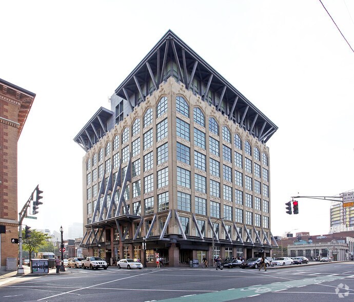 360 Newbury St, Boston, MA à louer - Photo du bâtiment - Image 2 de 6