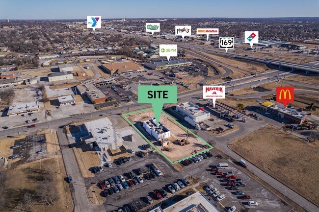 More details for 202 S Dogwood St, Owasso, OK - Retail for Lease