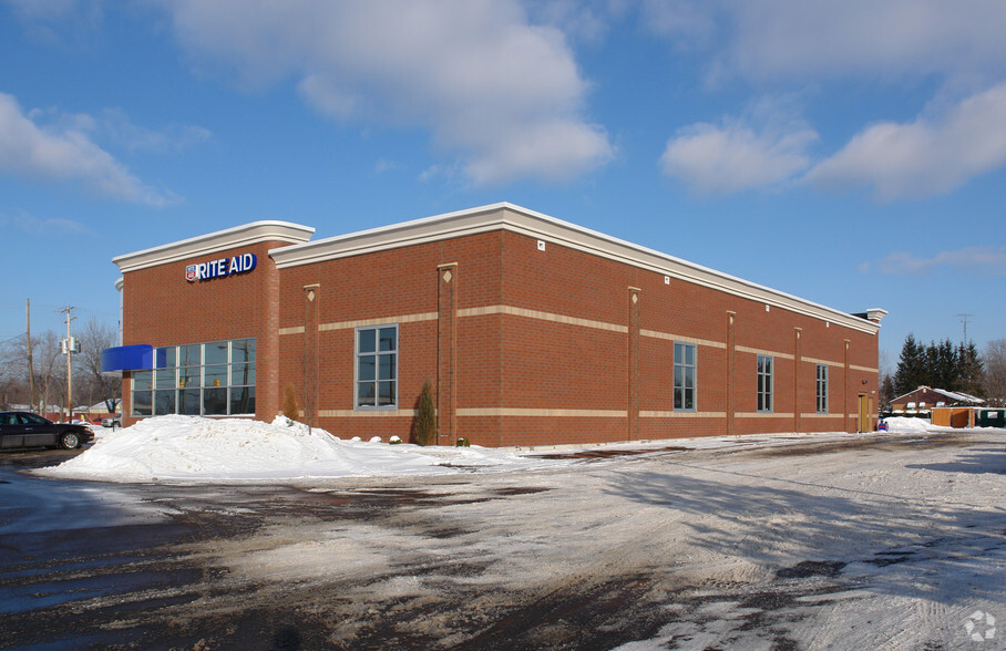 1020 E Hill Rd, Grand Blanc, MI for lease - Building Photo - Image 2 of 3