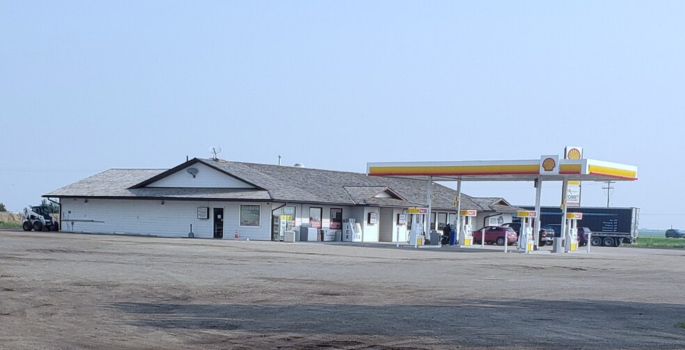 Hwy 11 & 44 South Davidson, Davidson, SK for sale - Primary Photo - Image 1 of 1