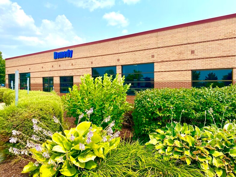 5250 East Terrace Dr, Madison, WI à louer - Photo du bâtiment - Image 2 de 7