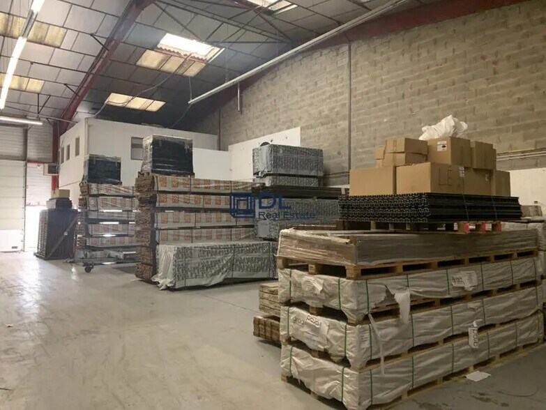 Industrial in Wissous for lease - Interior Photo - Image 2 of 5