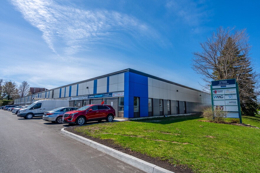 2700 Lancaster Rd, Ottawa, ON for sale - Building Photo - Image 2 of 6