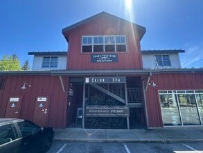 851-857 Sutton Way, Grass Valley, CA for lease Interior Photo- Image 2 of 14