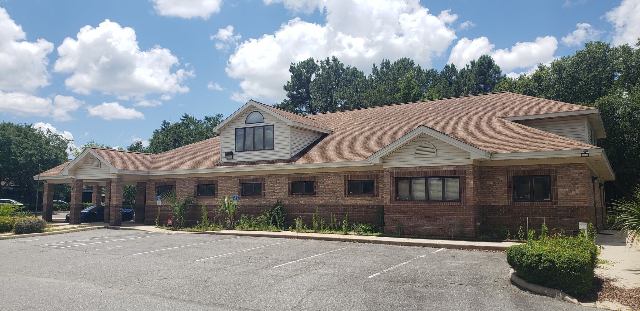 2907 Kerry Forest Pky, Tallahassee, FL for lease Building Photo- Image 1 of 11