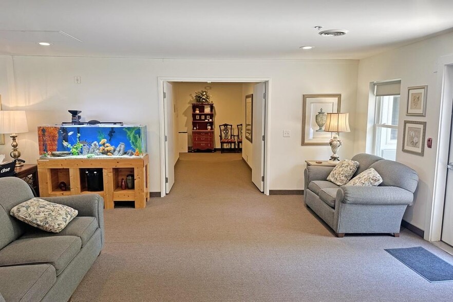 17935 Roosevelt Rd, Hemlock, MI for sale - Interior Photo - Image 3 of 7