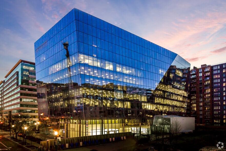 1100 1st St NE, Washington, DC à louer - Photo du bâtiment - Image 2 de 4