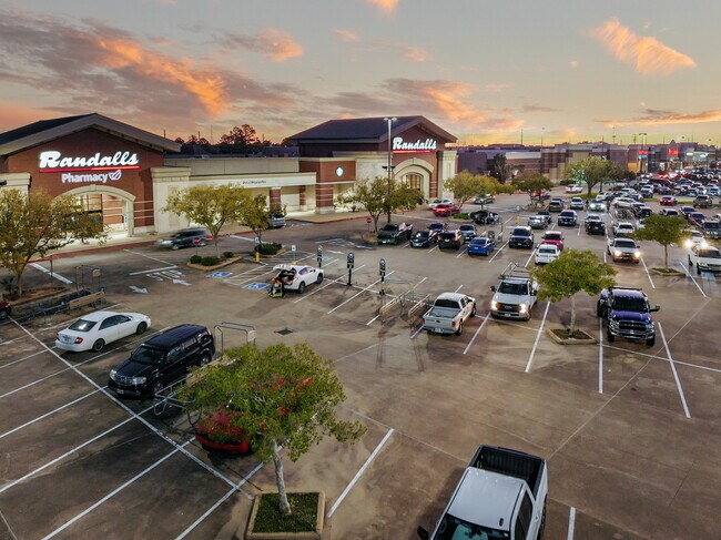 More details for 10228 Broadway St, Pearland, TX - Office/Retail, Retail for Lease
