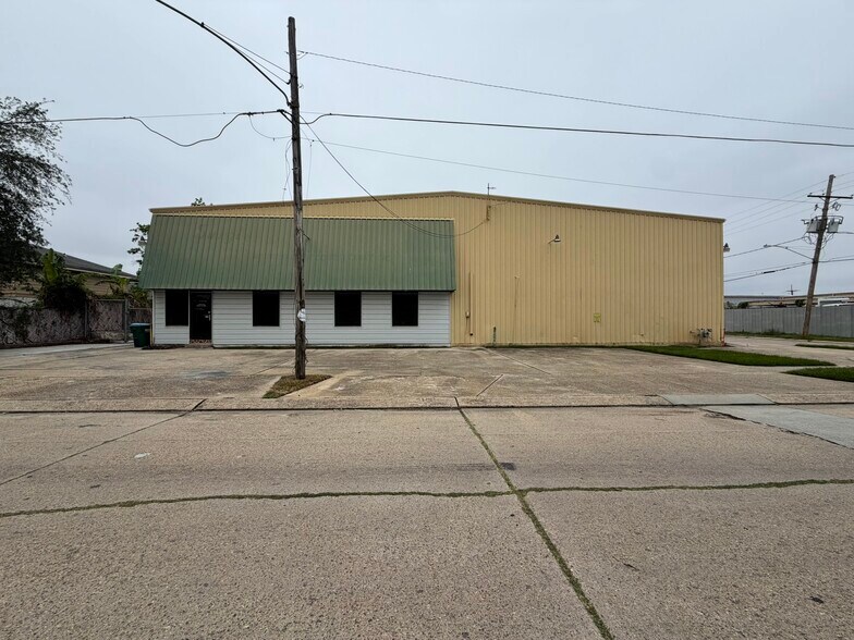 1212 27th St, Kenner, LA à louer - Photo du bâtiment - Image 1 de 3