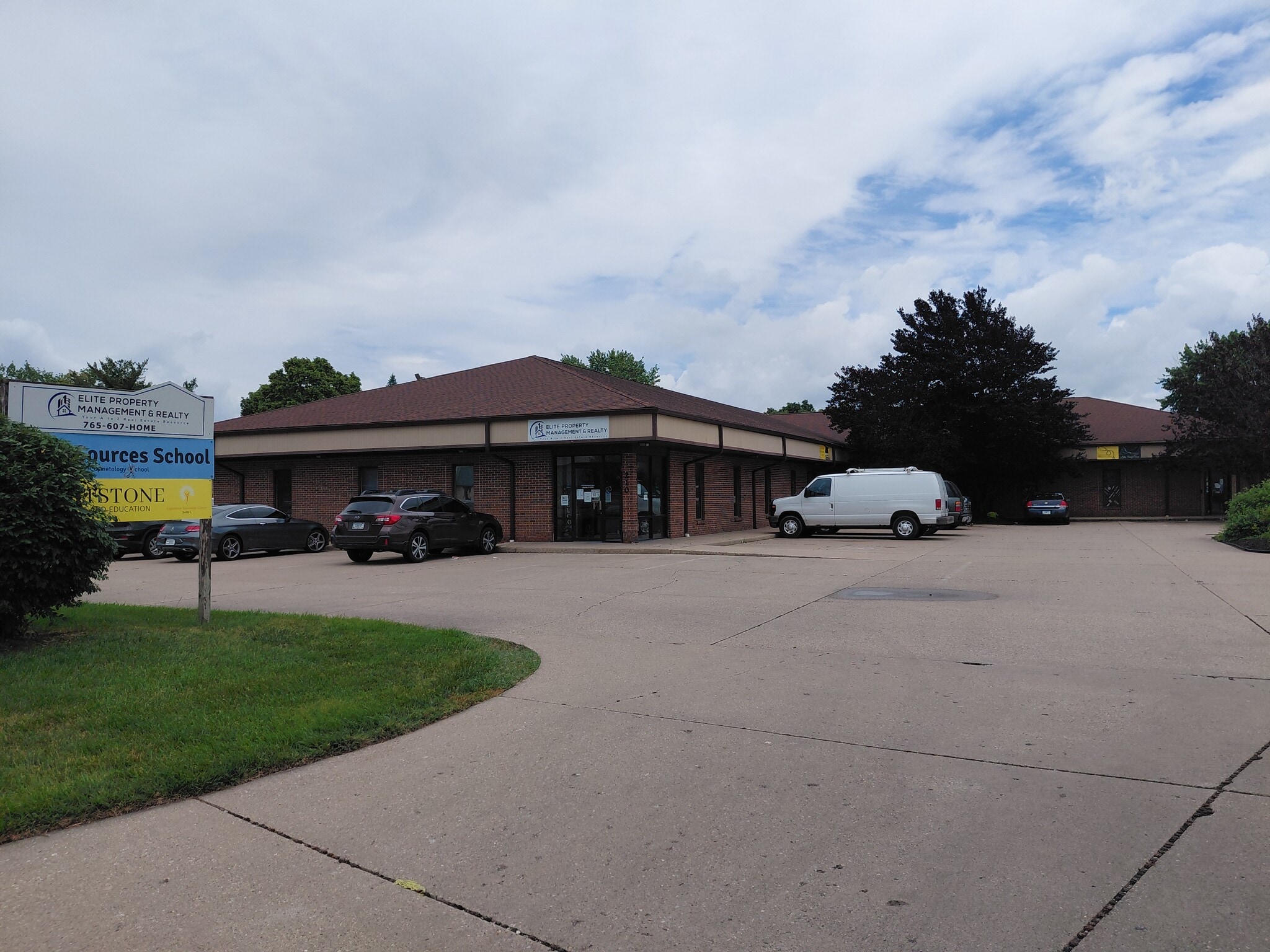 210-240 Professional Ct, Lafayette, IN for sale Building Photo- Image 1 of 11