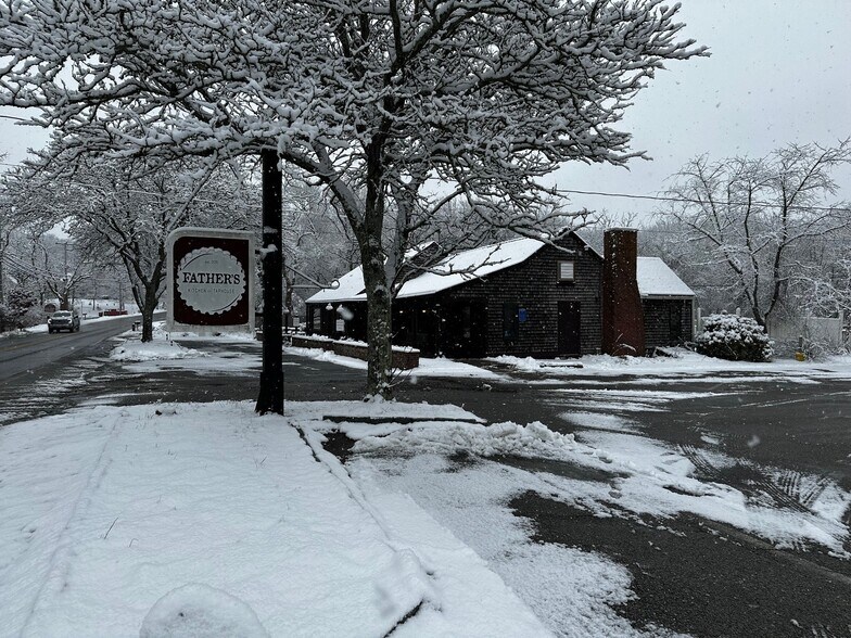 406 Route 6A, East Sandwich, MA à vendre - Photo du bâtiment - Image 2 de 12