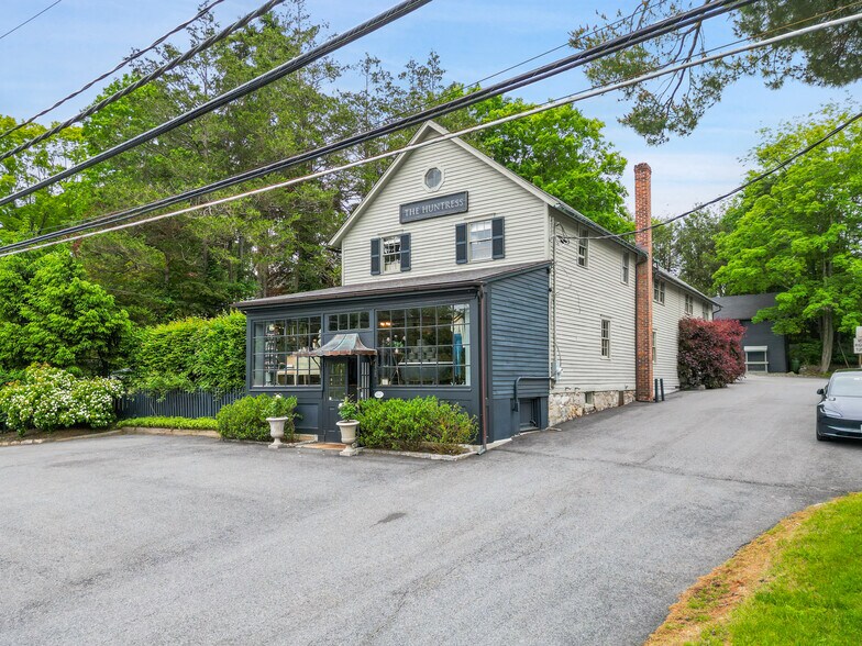 259 Westchester Ave, Pound Ridge, NY à vendre - Photo du bâtiment - Image 3 de 8
