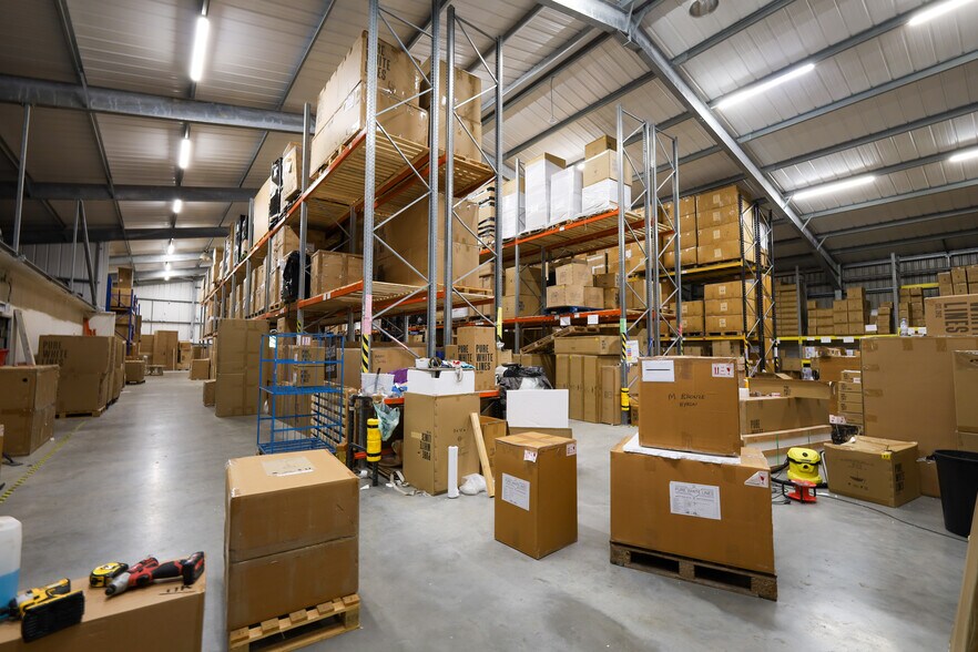 Emms Ln, Horsham à louer - Photo du bâtiment - Image 3 de 7