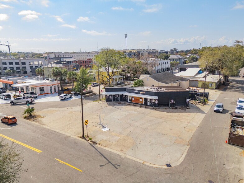 2601 Bull St, Savannah, GA à vendre - Photo du bâtiment - Image 3 de 4