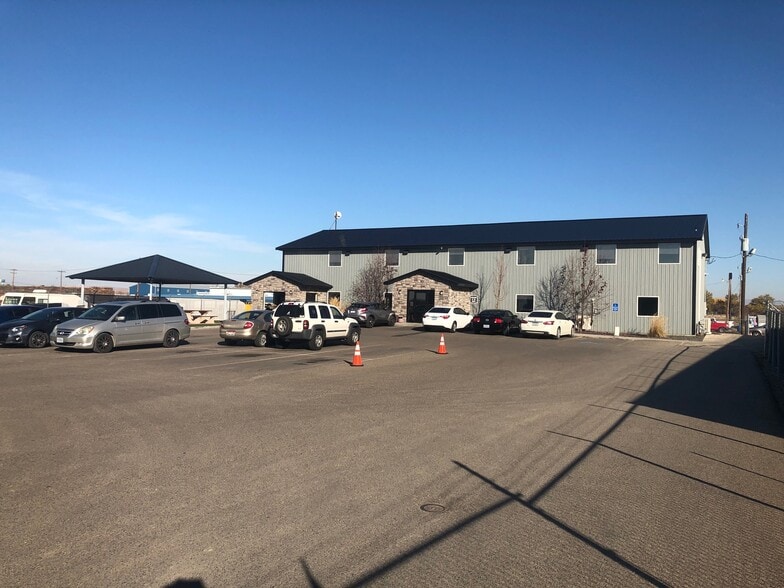 1108 SE 6th St, Ontario, OR for sale - Building Photo - Image 2 of 64