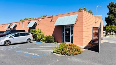 40951-40961 Grimmer Blvd, Fremont, CA for lease Interior Photo- Image 2 of 5