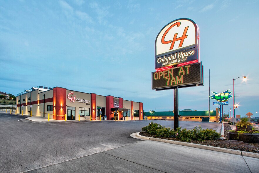 2315 Mt. Rushmore Rd, Rapid City, SD for sale - Building Photo - Image 1 of 20