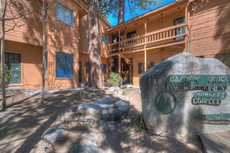 916 Southwood Blvd, Incline Village, NV for lease - Building Photo - Image 2 of 5