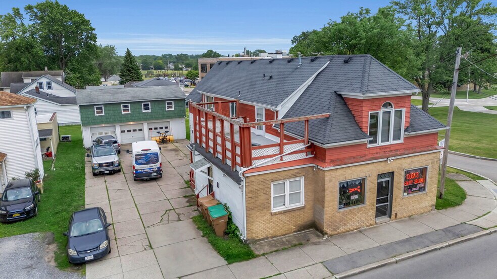 2399 William St, Buffalo, NY à vendre - Photo du bâtiment - Image 3 de 4