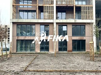 Plus de détails pour Commerce de détail à vendre