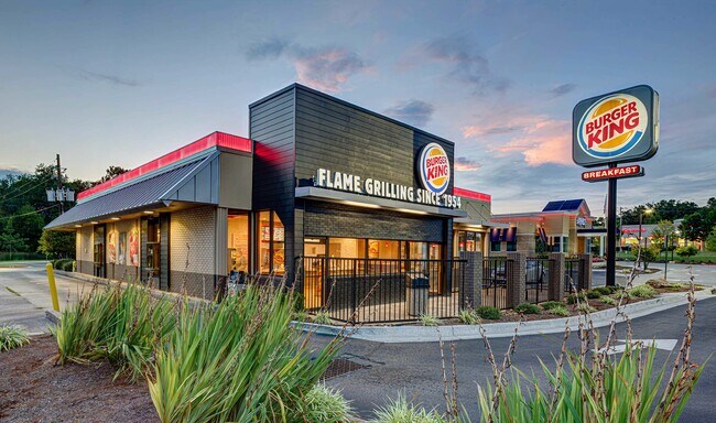 Plus de détails pour 13200 Cleveland St W, Nahunta, GA - Commerce de détail à vendre