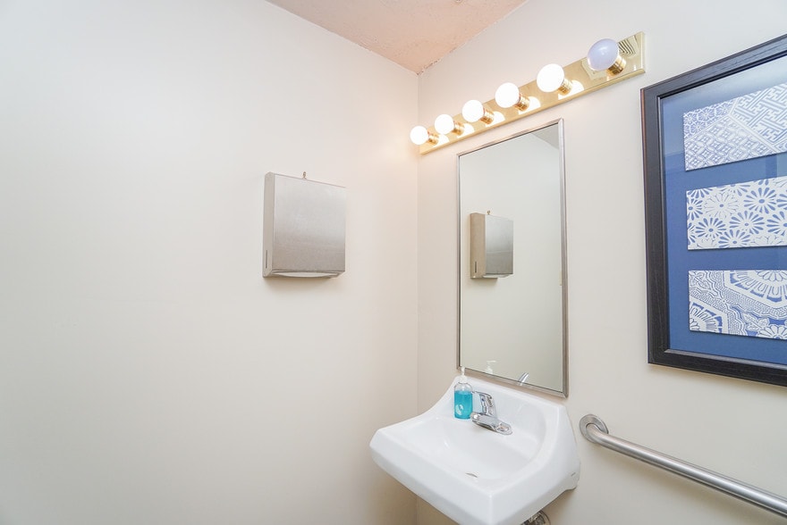 2409 Austin St, Houston, TX for sale - Lobby - Image 3 of 16