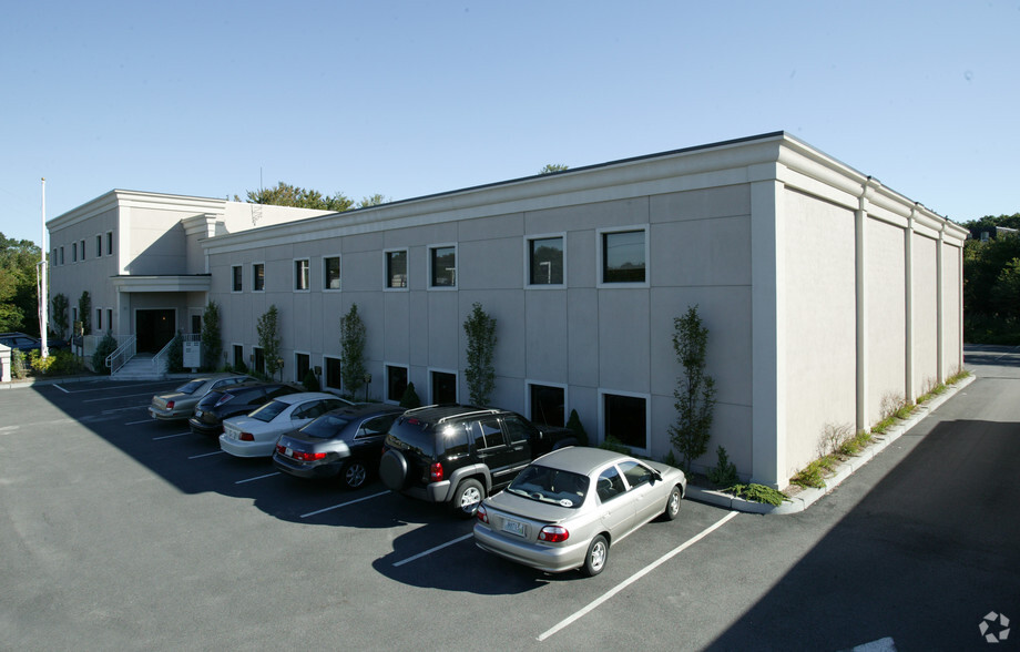 6946 Post Rd, North Kingstown, RI for lease - Building Photo - Image 3 of 18