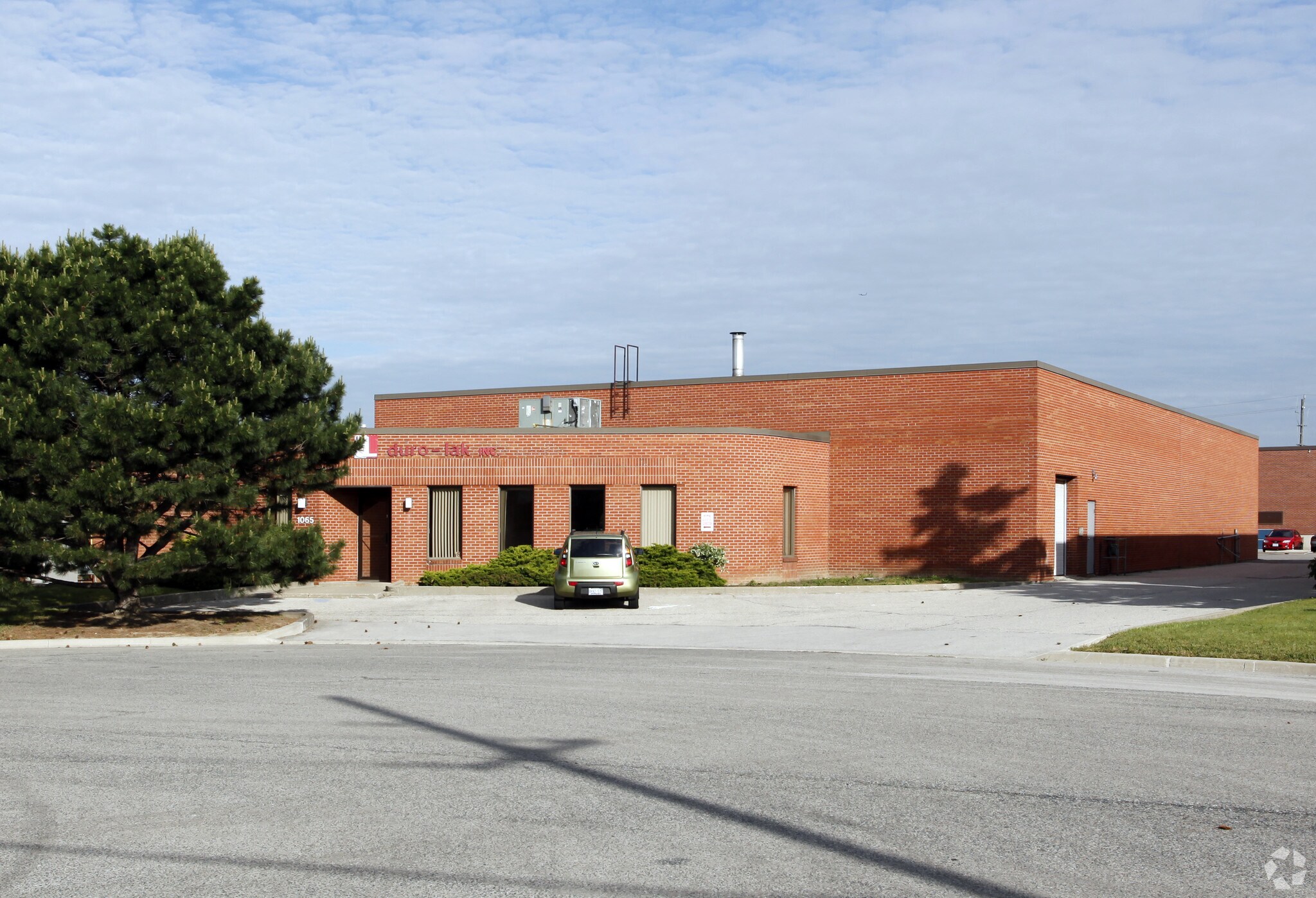 1065 Stacey Ct, Mississauga, ON for sale Primary Photo- Image 1 of 1