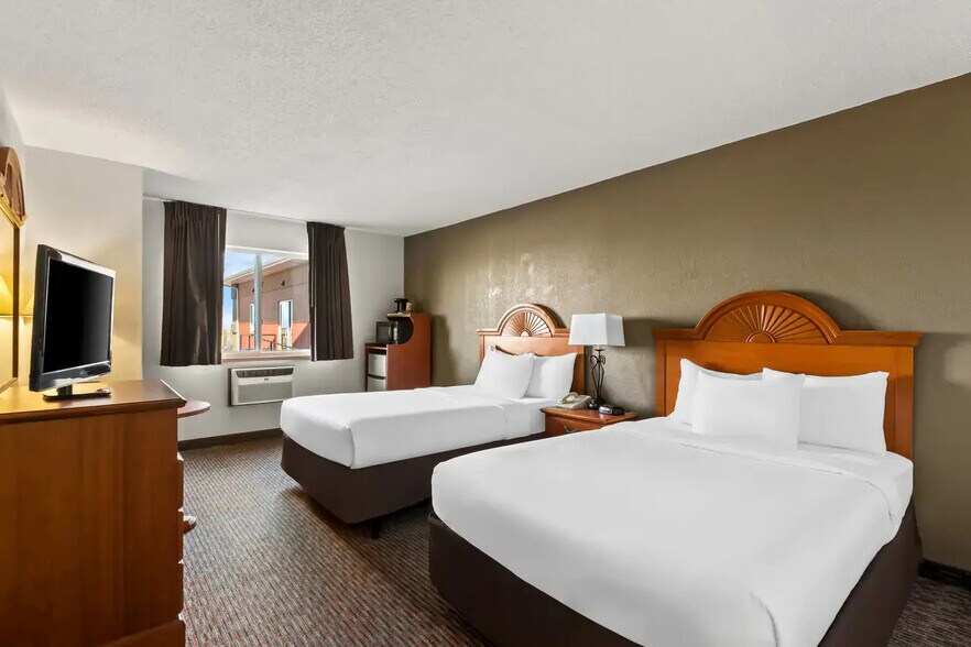 730 E Jennifer Ln, Sidney, NE à vendre - Photo du bâtiment - Image 3 de 60