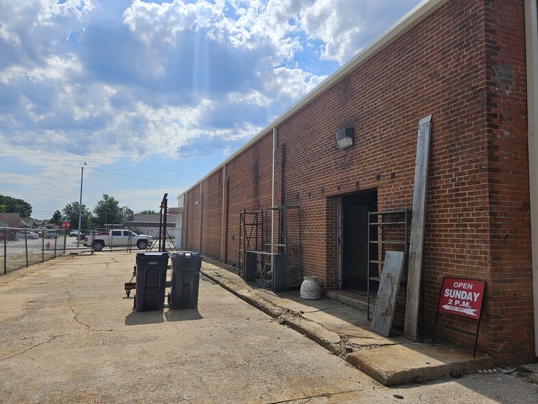 4301 S Robinson Ave, Oklahoma City, OK for sale - Building Photo - Image 3 of 17