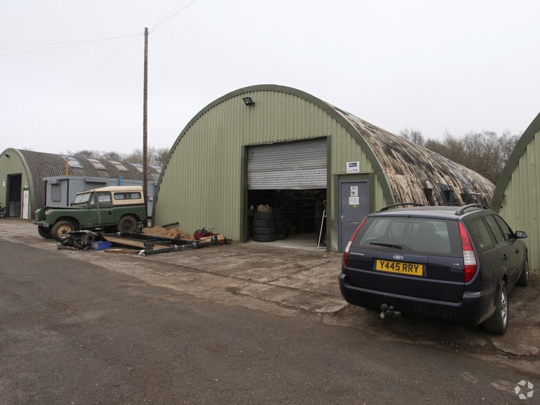 Boughton Industrial Est, Boughton for sale - Primary Photo - Image 1 of 4