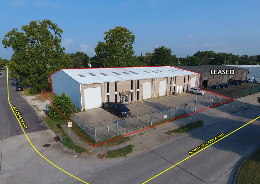 5427-5441 Gessner Rd, Houston, TX à louer - Photo du bâtiment - Image 3 de 13