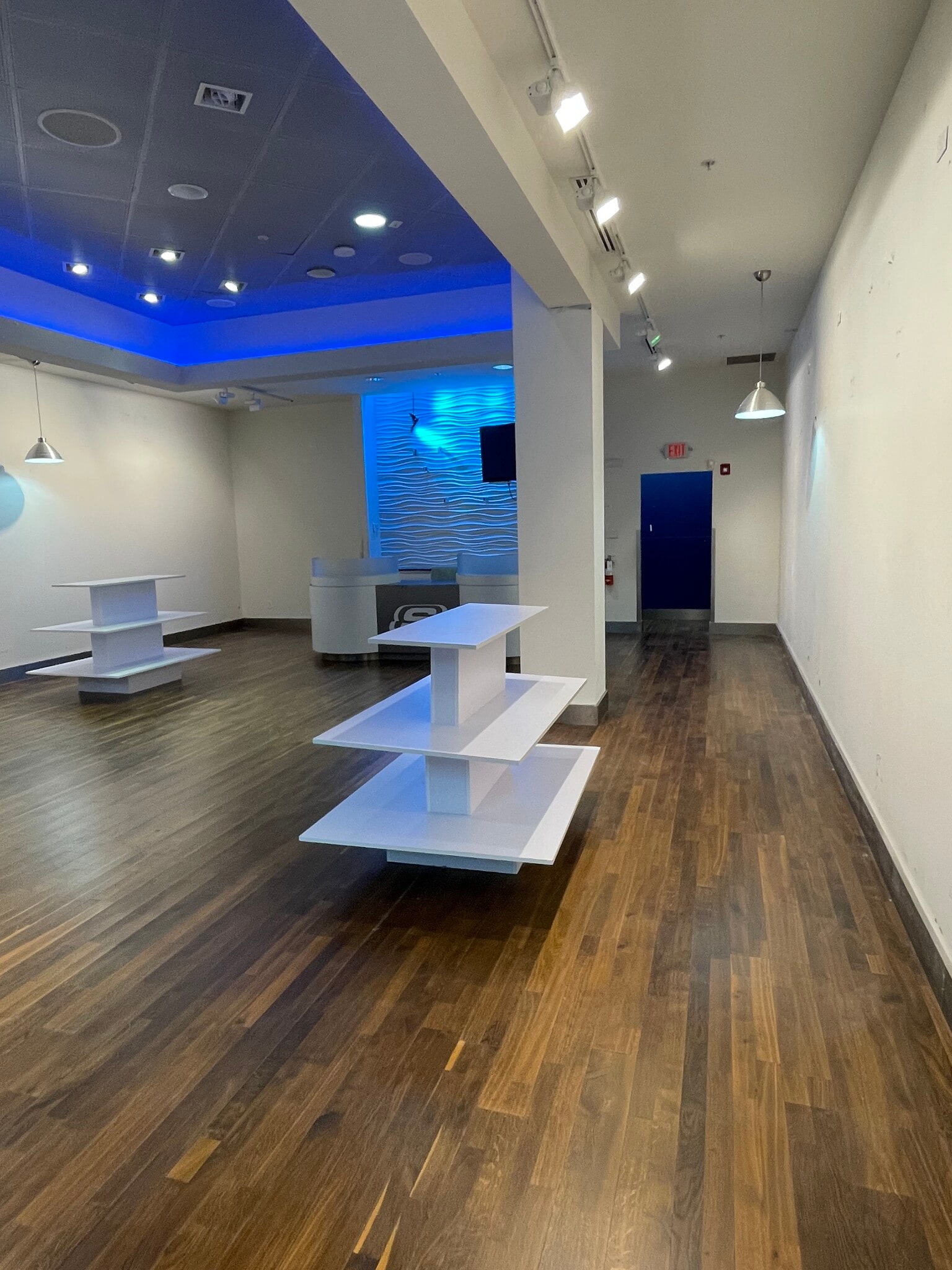 1900 Tamiami Trl N, Naples, FL à louer Photo intérieure- Image 1 de 1