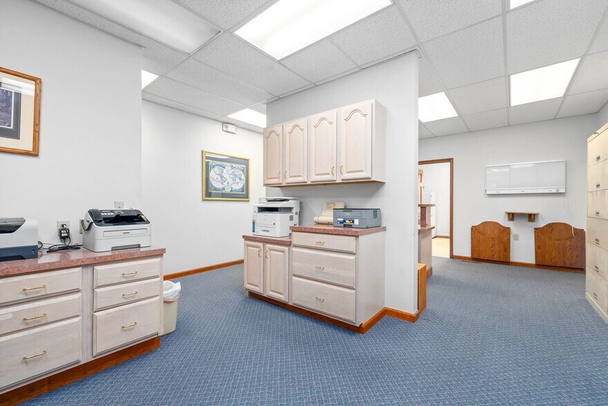 390 W 17th St, Hopkinsville, KY à vendre - Photo intérieure - Image 3 de 37