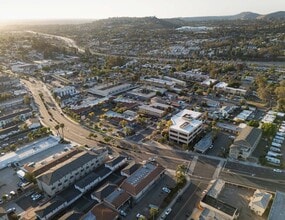 7578 El Cajon Blvd, La Mesa, CA - Aérien Vue de la carte