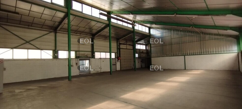 Industrial in Mornant for sale - Interior Photo - Image 3 of 6