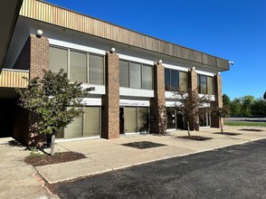6810 S Cedar St, Lansing, MI for lease Interior Photo- Image 1 of 7
