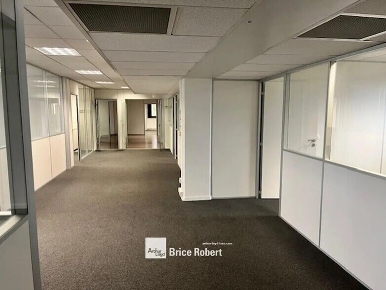 13 Rue Des Emeraudes, Lyon à louer - Photo intérieure - Image 3 de 8