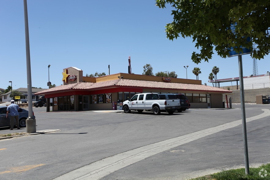 33300 Hubert Way, Kettleman City, CA à vendre - Photo du bâtiment - Image 2 de 3