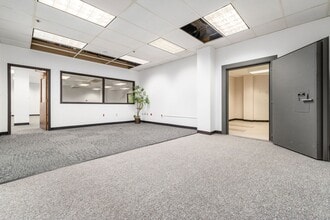 68 W Church St, Newark, OH for lease Building Photo- Image 1 of 4