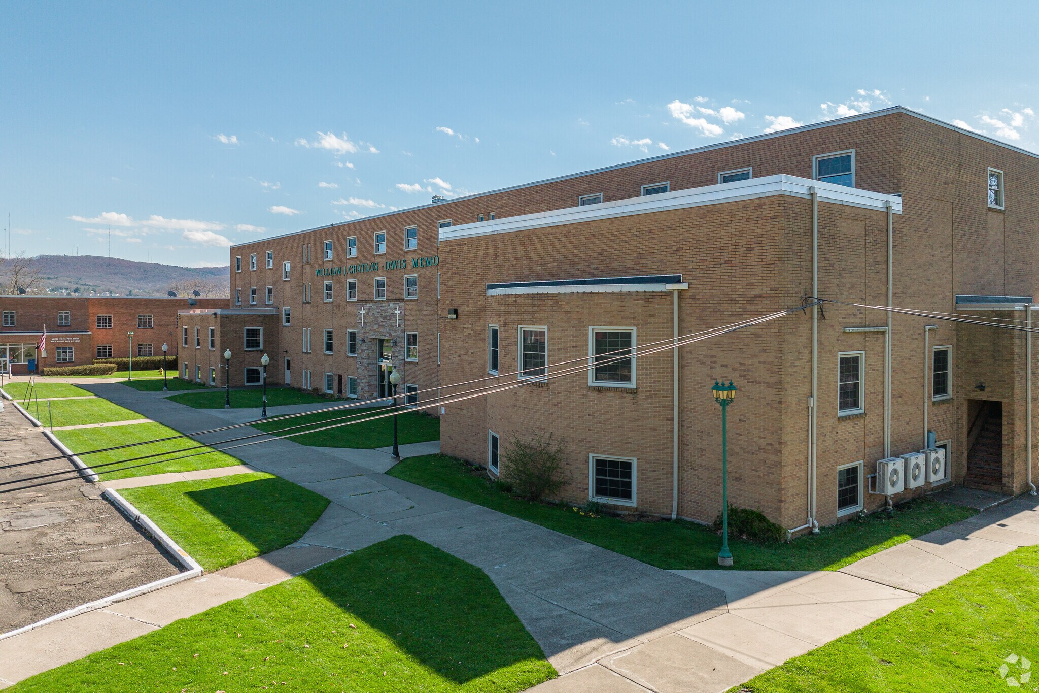 400 Riverside Dr, Johnson City, NY for lease Primary Photo- Image 1 of 39