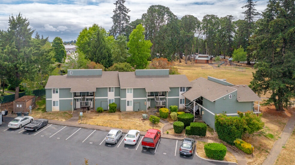 2048 NE Highway 99W, McMinnville, OR for sale - Building Photo - Image 1 of 55