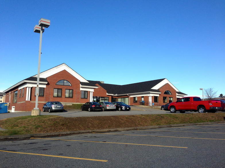 264 Civic Center Dr, Augusta, ME for lease - Primary Photo - Image 2 of 4