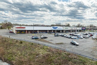 More details for 983 New Britain Ave, West Hartford, CT - Retail for Lease