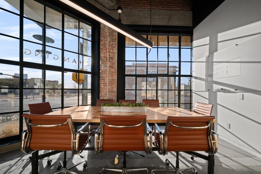 311 Montana Ave, El Paso, TX à louer - Photo du bâtiment - Image 2 de 14